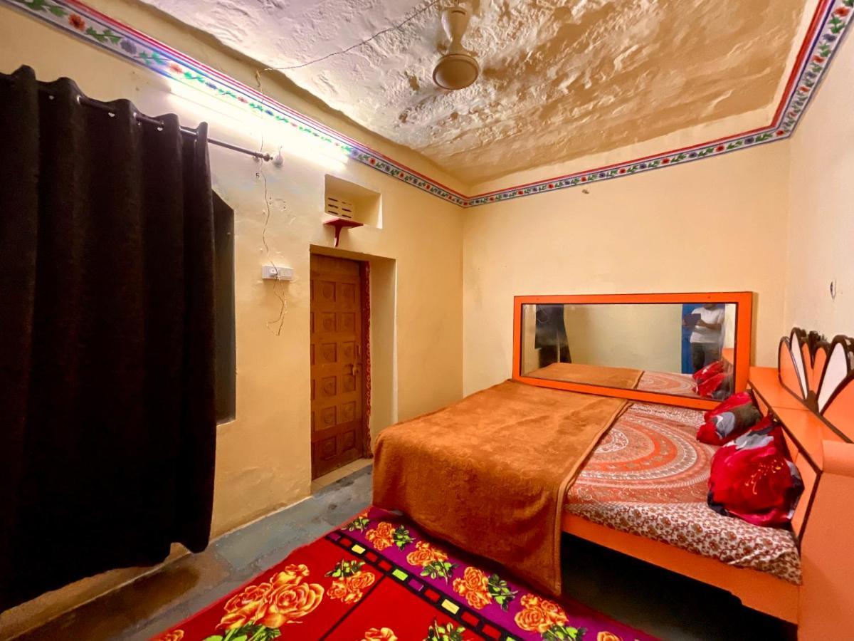 One Light Hostel Pushkar Exterior foto
